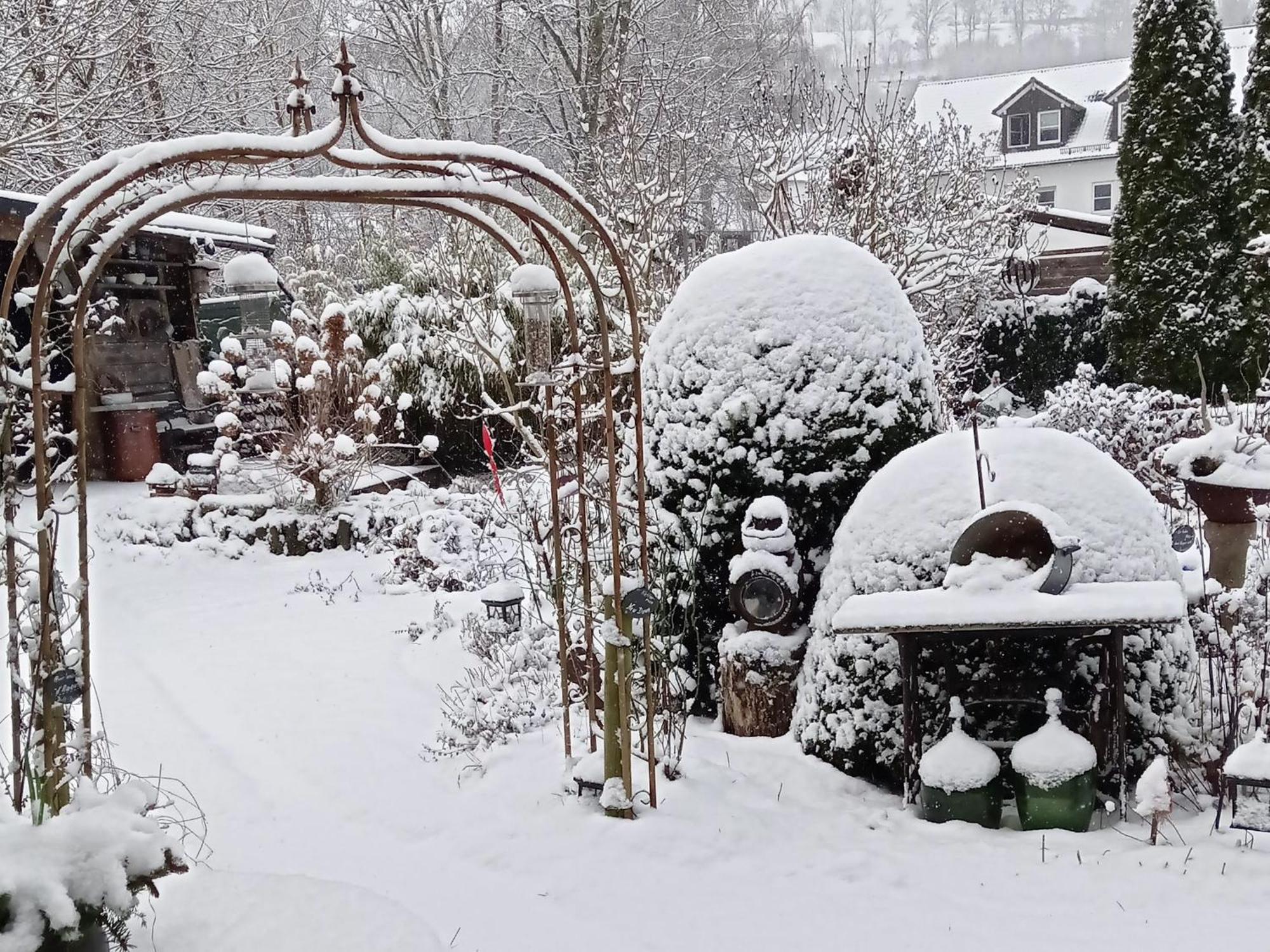 Ferienwohnung Sauerland Burgfenster Lennestadt Esterno foto